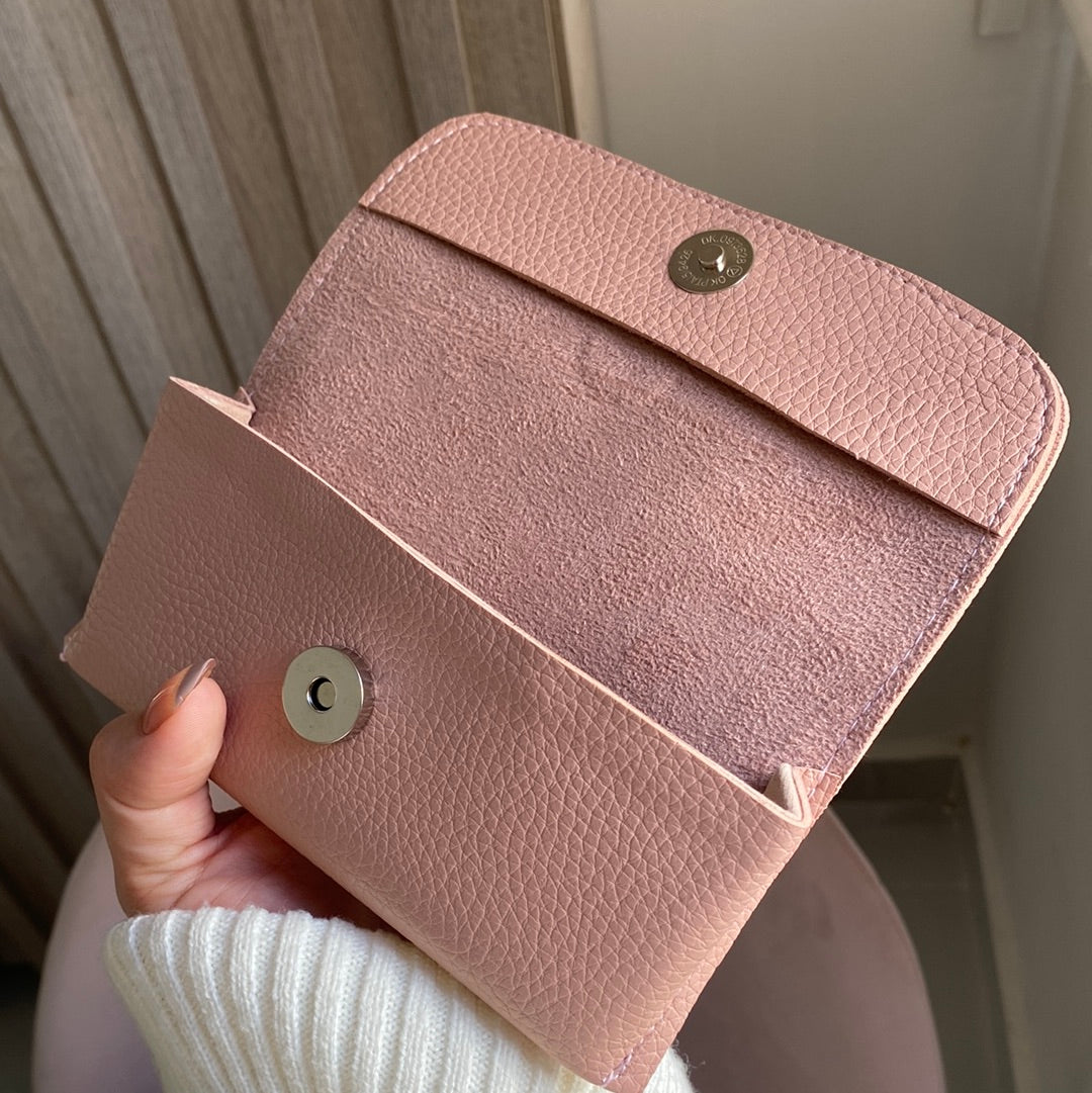 ESTUCHE YKSIS