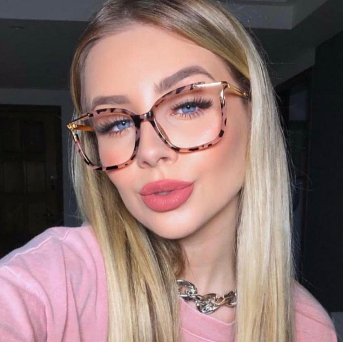 LAUREN