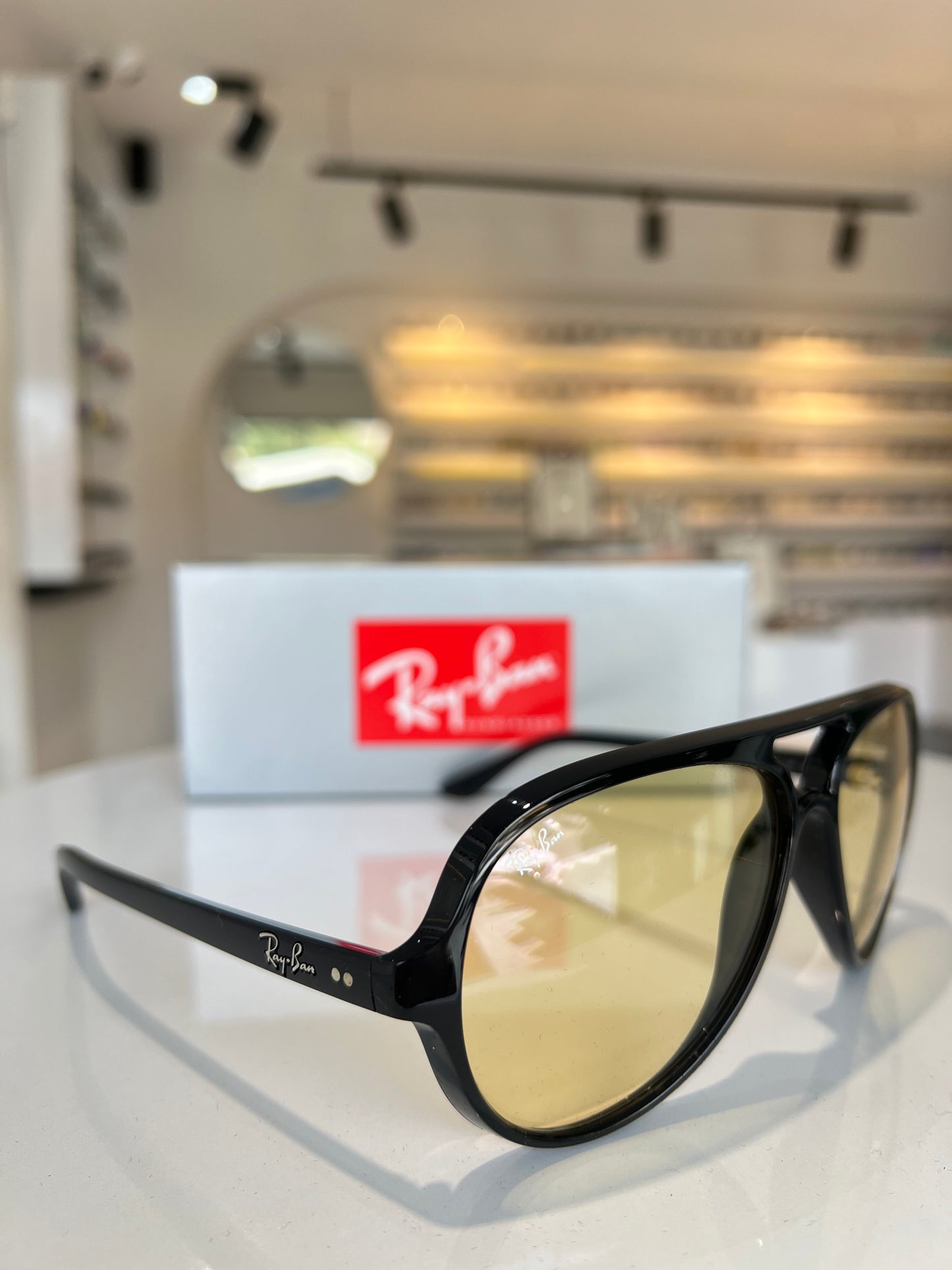 RB 4125 AMARILLO