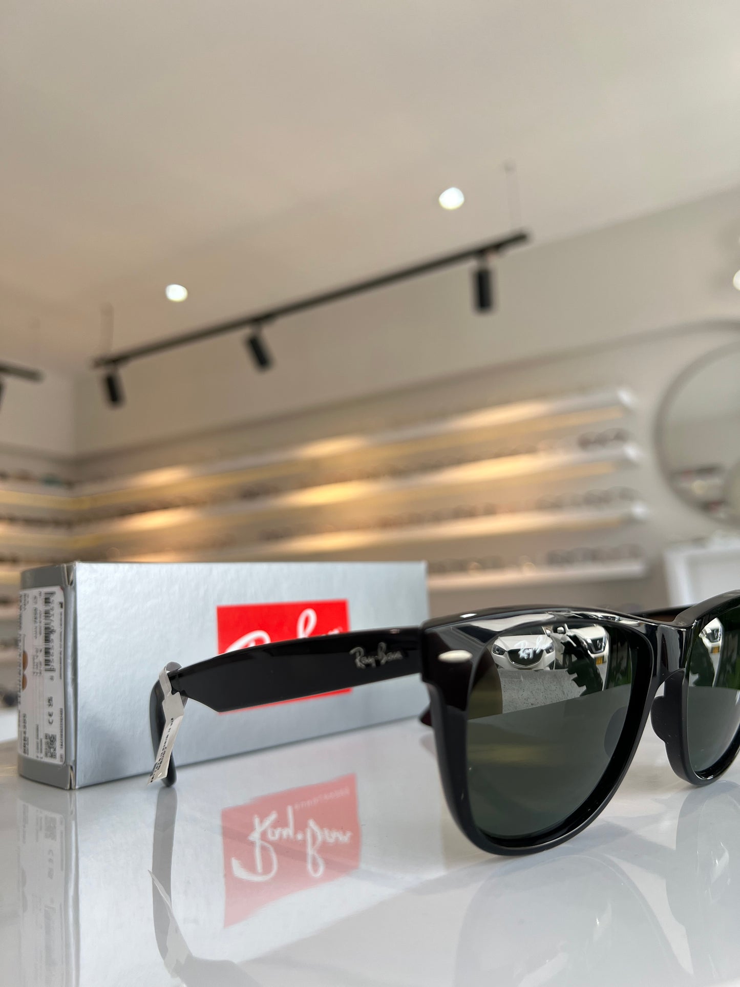 RB WAYFARER